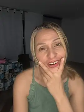 AlexaFoxx_ - 🍆🔥Put your cock in my pussy