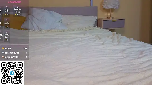 Sinti_Phillips - Shake tits