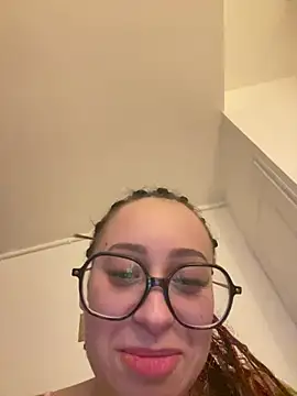 Queenlo_xxx - gagne 2 vidéos💦
