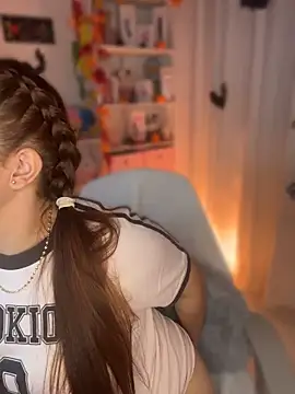 EmilyBarragan_ - lush in ass
