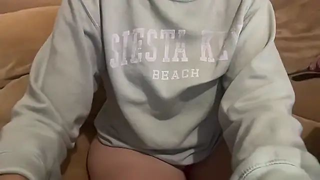 Ashleighpink - get naked for 10 mins <3