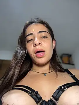 Hannacruzs - SHOW MY SEXYS BOOBS