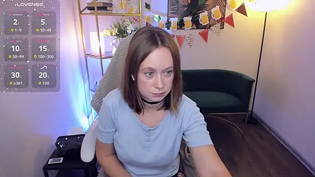 Brooke_lover - show tits closer ;)