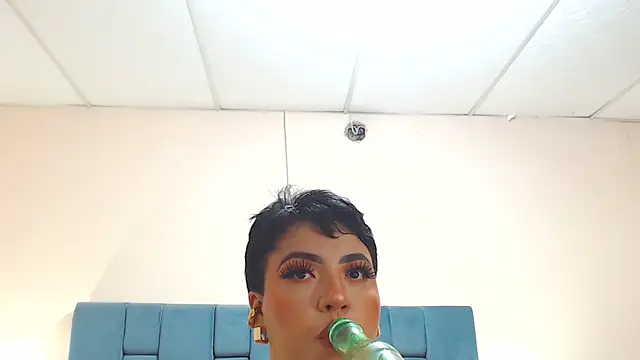 LeahMillerr - open ass + bbig fart