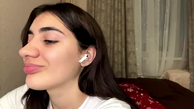 Ledi_Asthik - Sexy Finger Bite