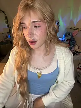 Tiffannyland - doggy pose and plug anal
