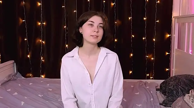 LauraleeSadiq - unbutton last button
