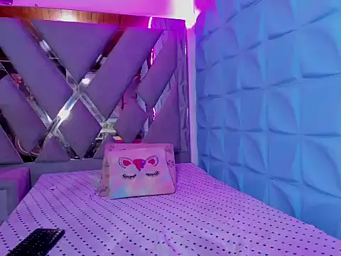 EmmaTeylor - Make me big squirt baby🔥💦