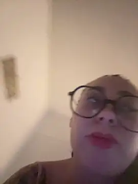 Queenlo_xxx - gagne 2 vidéos👅