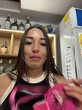 HollyAngel2 - Show ass 🍑🍑😛