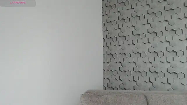 AliciaMellow - cameltoe for you