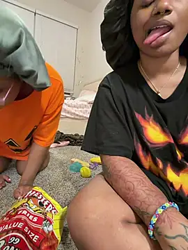 Strip4faith - making my gf cum💦💦// cum together