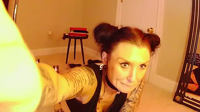 Plasticdollx - ice cube on my clit until it melts