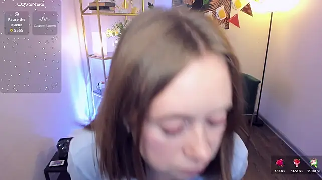 Brooke_lover - show tits closer ;)
