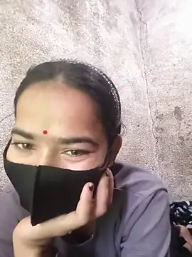 Kaviya_Cute - Boobs oil massage बूब्स पर तेल लगाओ
