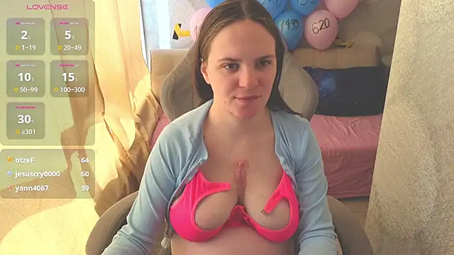 Mistress-Stella - show milk tits