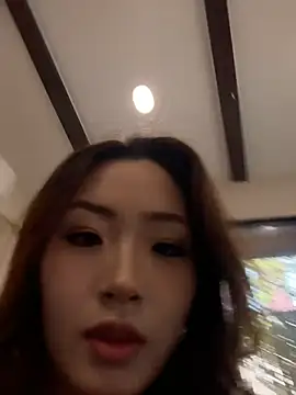 Eva10069 - 办公摩擦老板大腿