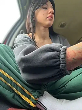 JulliaVegas - 2 fingers in pussy