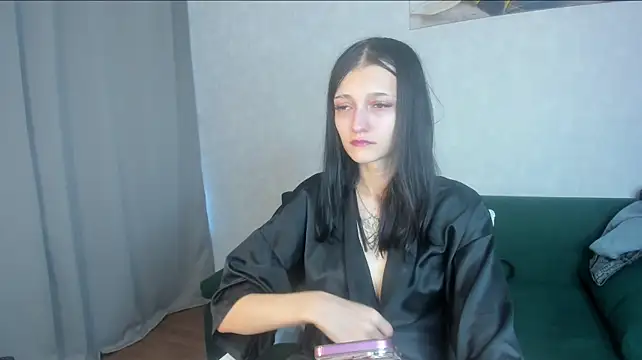 Emily_Carteri - spank yourself