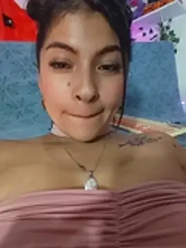 Fox_Roxxan - Double penetration ass😏🙈