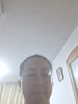 Lauryn_Jones - SHOW MY ASS