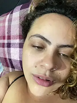 Chloe_Leaozinho - Squirt 💦 gosta na sua boquinha