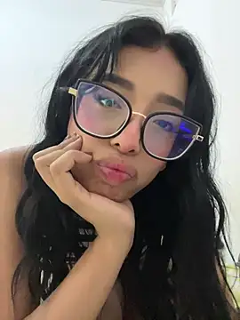 Milakitti - spits my tits + blowjob