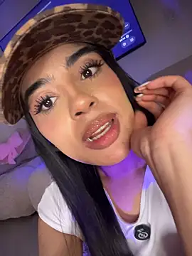 Emily-14 - plug in my ass