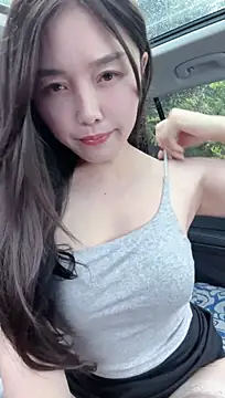 Daisl166 - 完成漏胸部直播2分钟