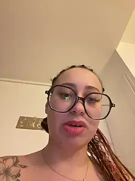 Queenlo_xxx - gagne 2 vidéos👅