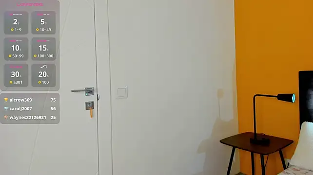 DaleGomez - Gently spanking my booty for you in dogg