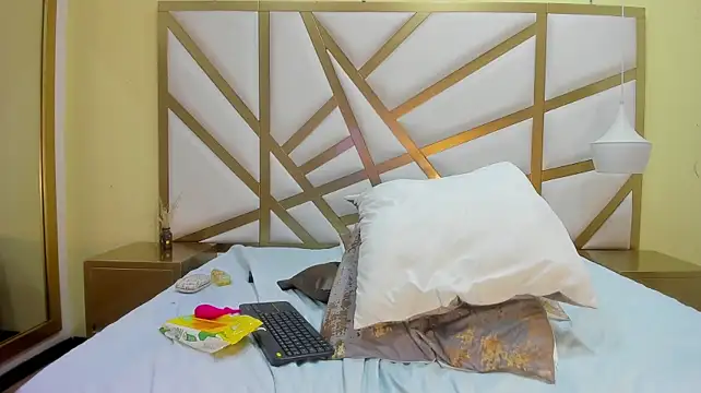 KateHarmon - Show Pussy