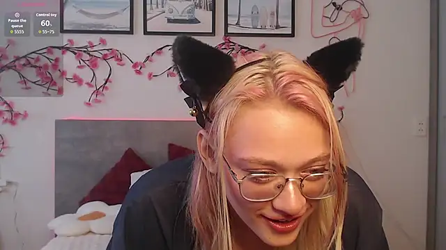 Coraline_bush - Tease Dance <3
