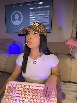 Emily-14 - plug in my ass
