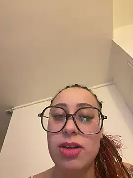 Queenlo_xxx - gagne 2 vidéos🔥