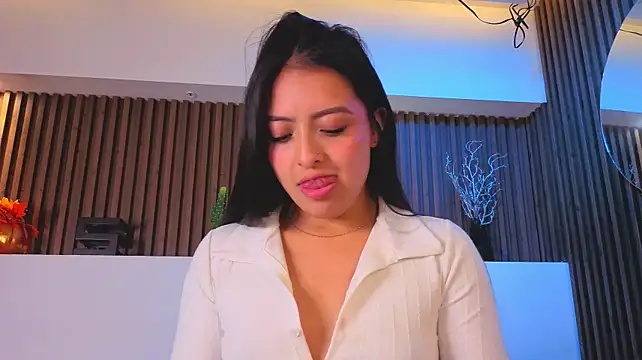 Camila_dupont - FULL NAKED + OIL 10 MIN