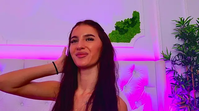 ElisaCharm - oil ass 5xSpank ass😈