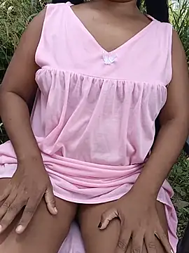 Maduwanthi9328 - Pussy big dildo fuck ..🥰🥰🥰