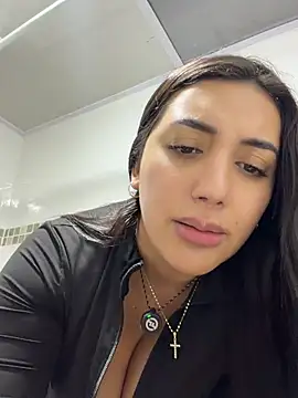 Hannahoff - MY BOSS TOUCH MY BIG BOOBS