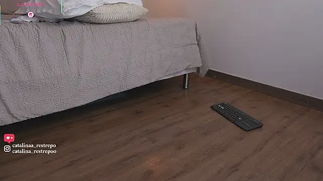 CATALINA_RESTREPO - PLUG ANAL X 3 MIT