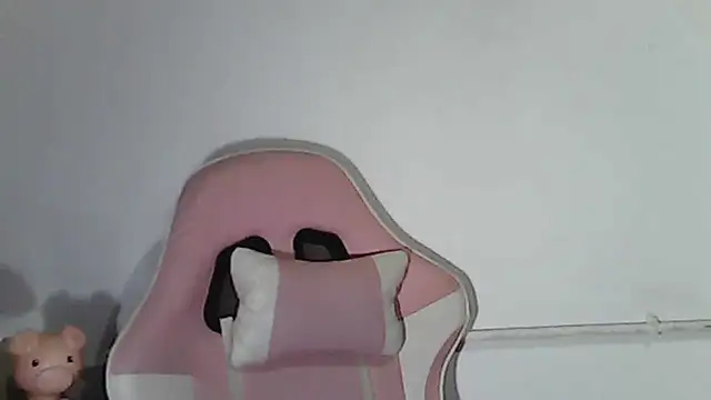 Owly_bloom - just chatting