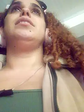 Ninna_curly - SPANK ASS X16 SPREAD ASS