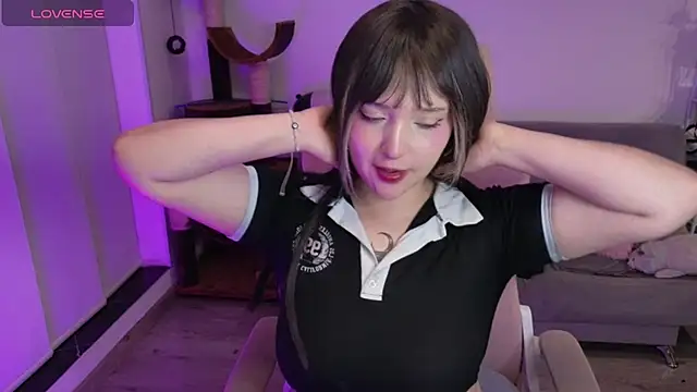 KuroChan420 - topples dances