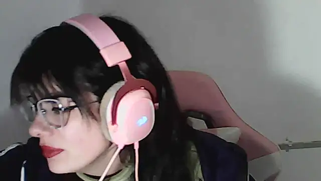 Owly_bloom - just chatting