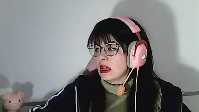 Owly_bloom - just chatting