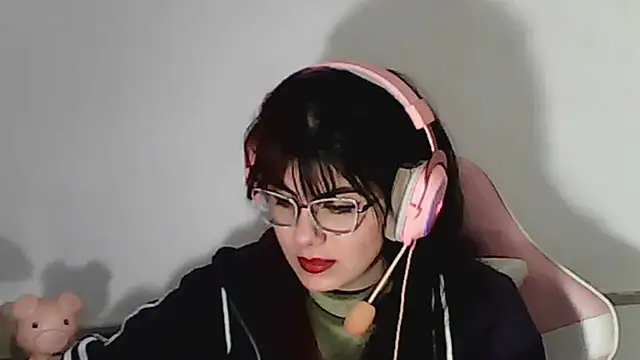 Owly_bloom - just chatting