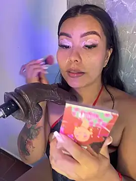Pocahontaslatinaa - operate the machine for 5 minutes