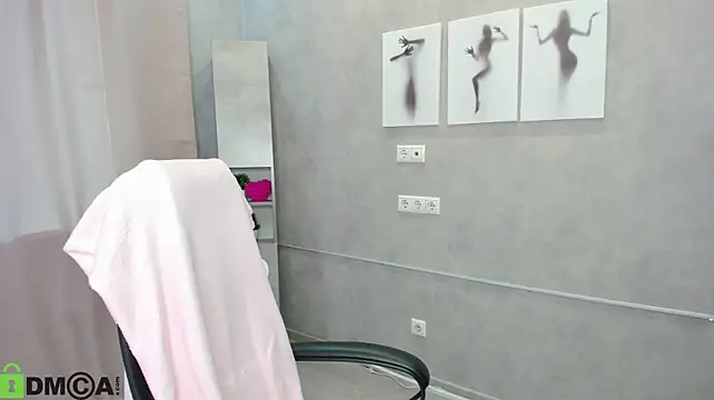 Donna_Evans - show tits
