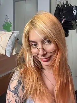 YunoRose_ - fingers in my pussy