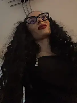 FeetVibe - 👑Worship your Queen's Feet
